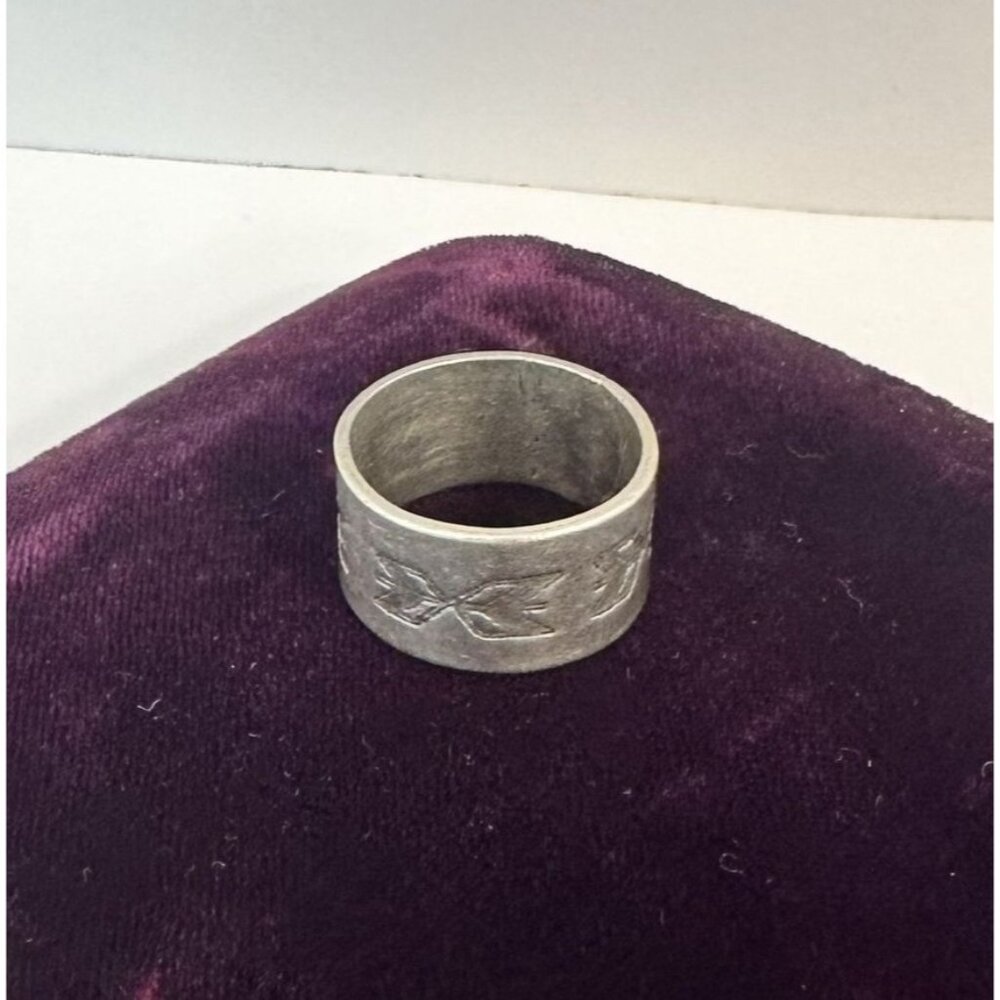 Vintage Silver Band Ring With Engraved Design Size 6 Western Style Unisex